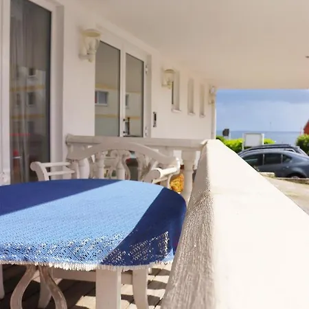 Meerblick Terrasse: Strandnahe Mit Parkplatz Apartment *