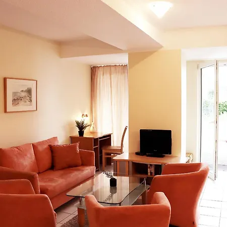 Apartment Meerblick Terrasse: Strandnahe Mit Parkplatz *