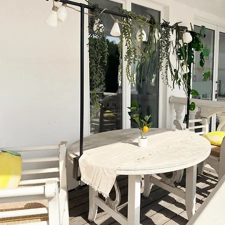 Apartamento Mit Meerblick Und Terrasse - Nur 50 Meter Zum - Inklusive Eigenem Parkplatz Und Fahrradunterstellplatz Sierksdorf